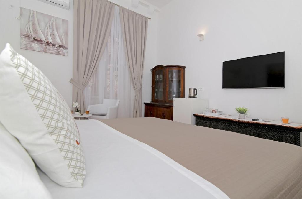 Room In Dubrovnik With Air Conditioning, Wifi Washing Machine 4246-3 외부 사진